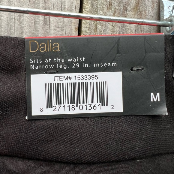 Dalia Pull-On Black pants with Tummy Control size Med NWT - Picture 6 of 7